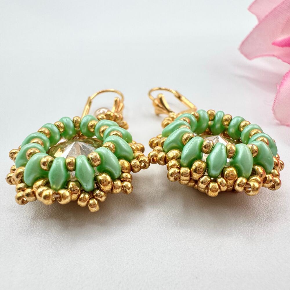 Vintage Handmade Beaded Rivoli Crystal Dangle Earrings Gold Tone Mint Green Chic - Picture 9 of 12
